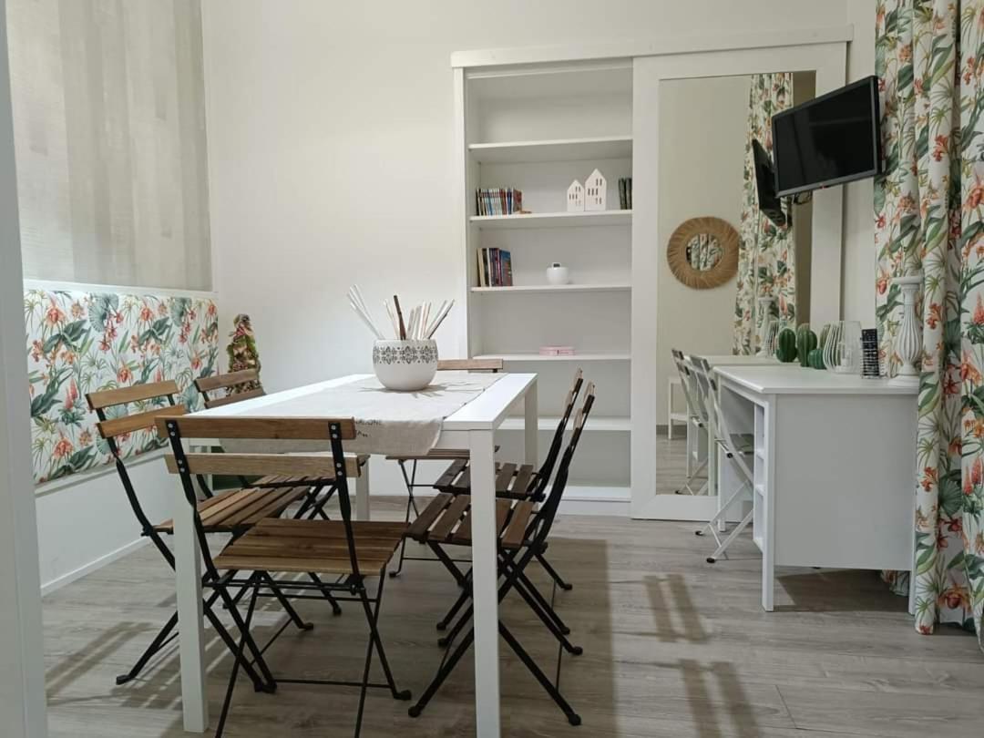 Domusmadre Apartment Napoli Exterior foto
